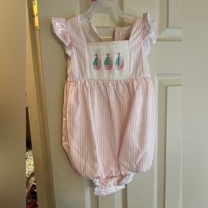 NWT 3T sailboat bubble.